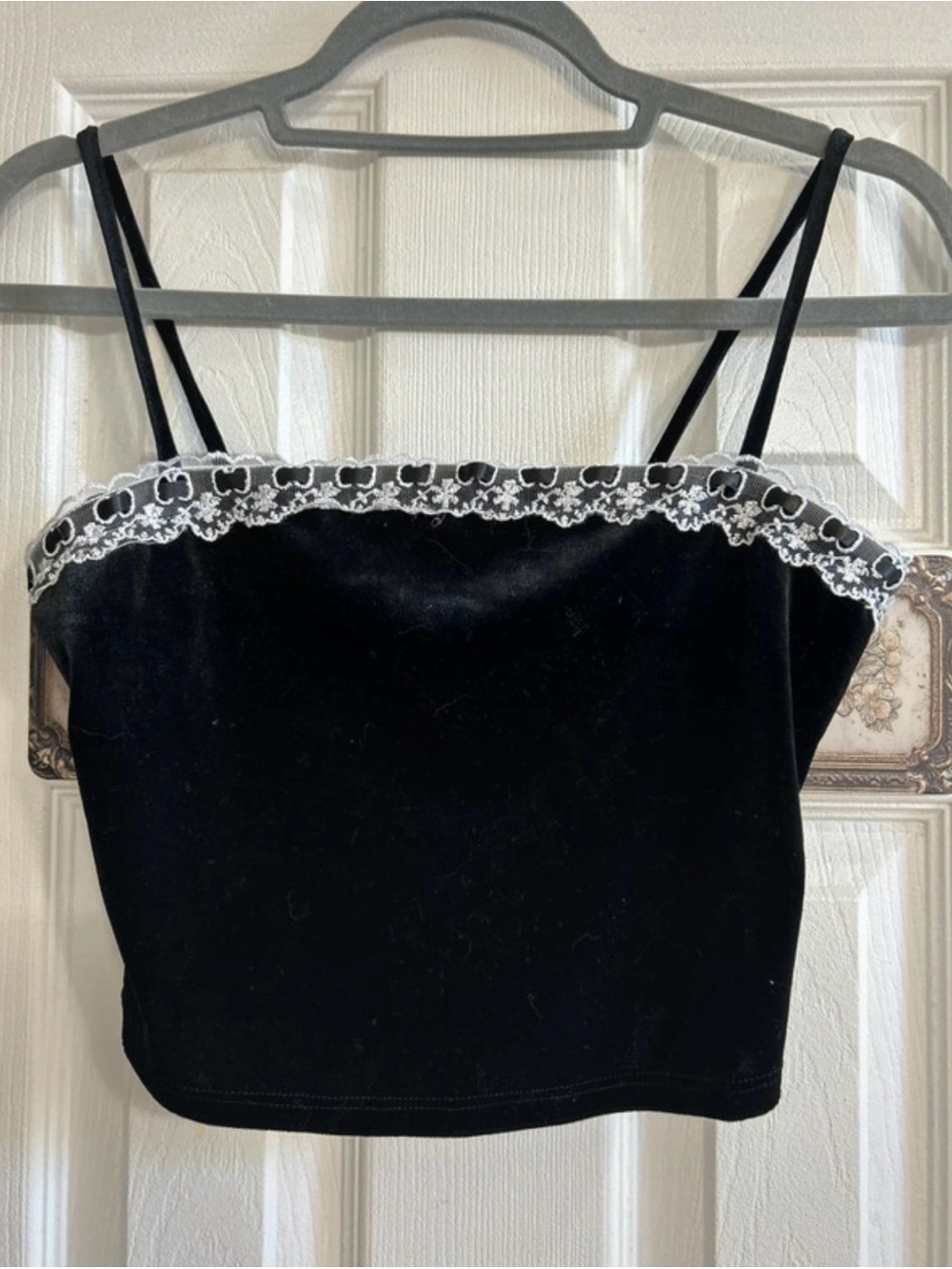 PacSun Black Velvet Lace-Trim Crop Cami